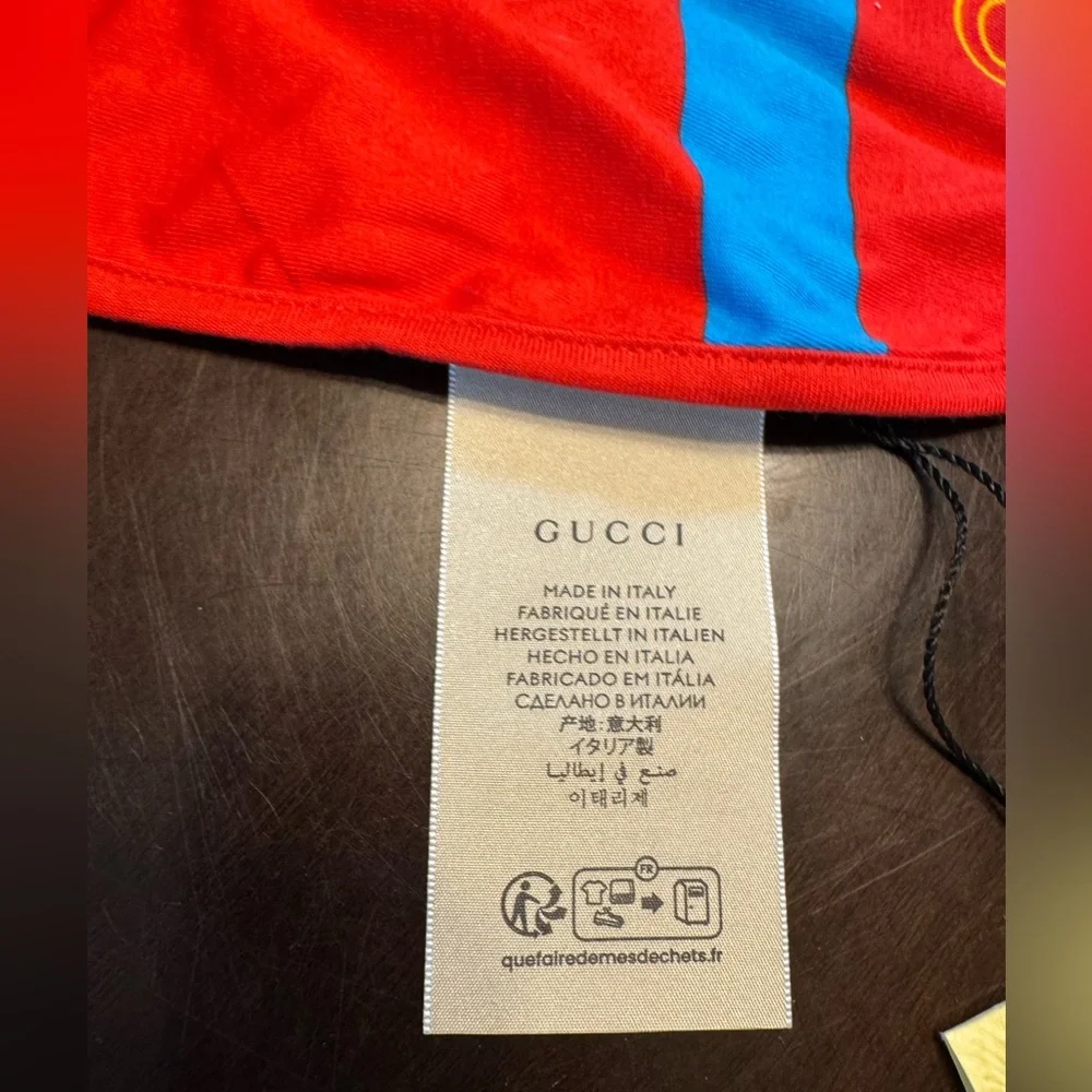 New Authentic Gucci GG Logo Baby Bib